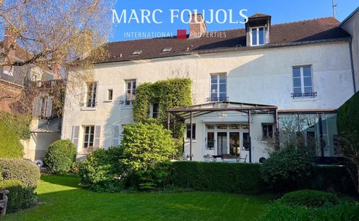 House in Compiegne, Hauts-de-France, France 1