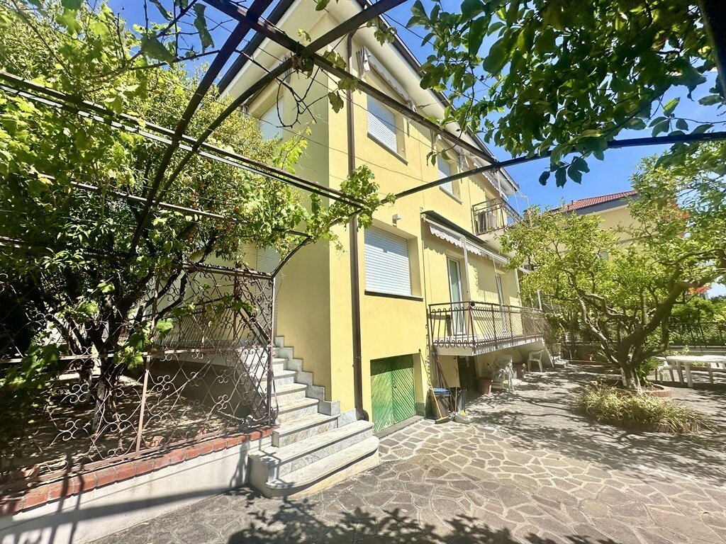 Villa in Poets - Musicians - Fornaci, Loano, Liguria 1 - 18121693