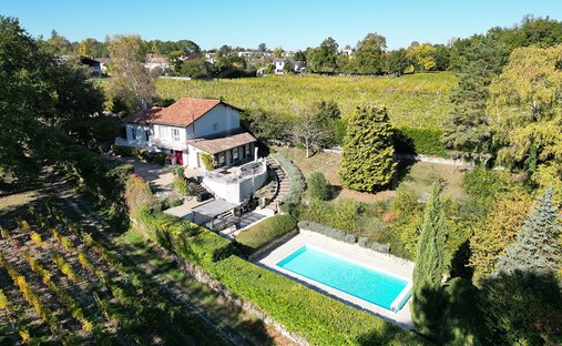 Villa in Saint-Émilion, Nouvelle-Aquitaine, France 1