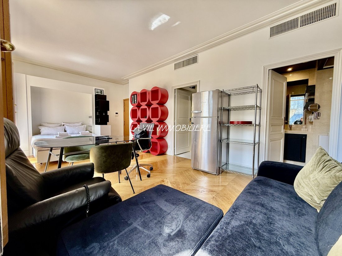 Apartment in Elysées-Madeleine, Paris 8e Arrondissement, Paris 4 - 18124581