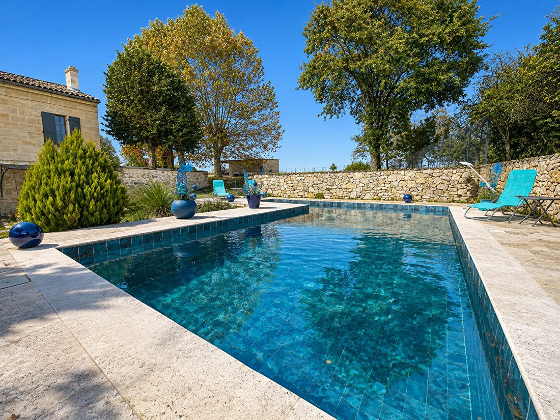 Villa in Saint-Émilion, Nouvelle-Aquitaine, France 2 - 18122301