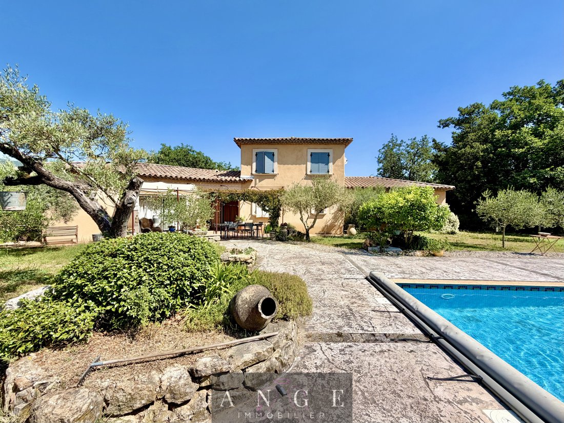 House in Solliès-Toucas, Provence-Alpes-Côte d'Azur, France 1 - 18119380