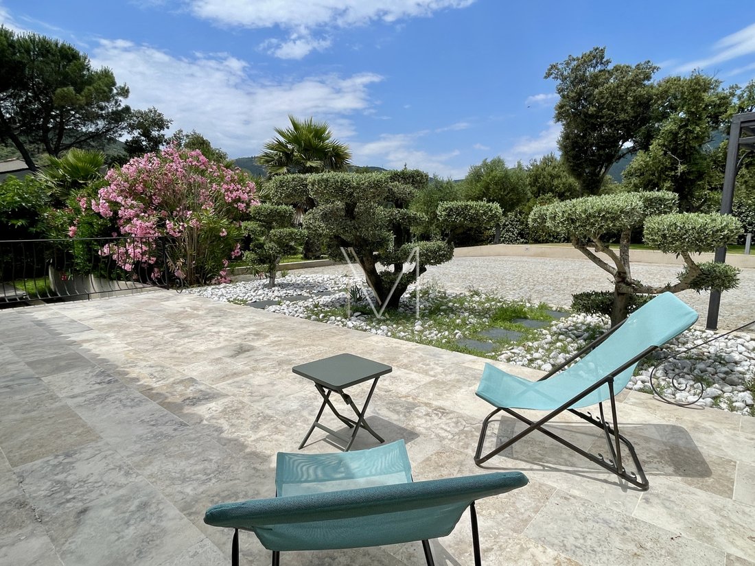 House in Le Plan-de-la-Tour, Provence-Alpes-Côte d'Azur, France 4 - 18122385