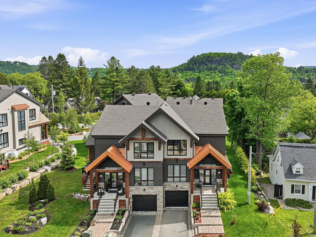 House in Saint-Sauveur, Quebec, Canada 1 - 17094727
