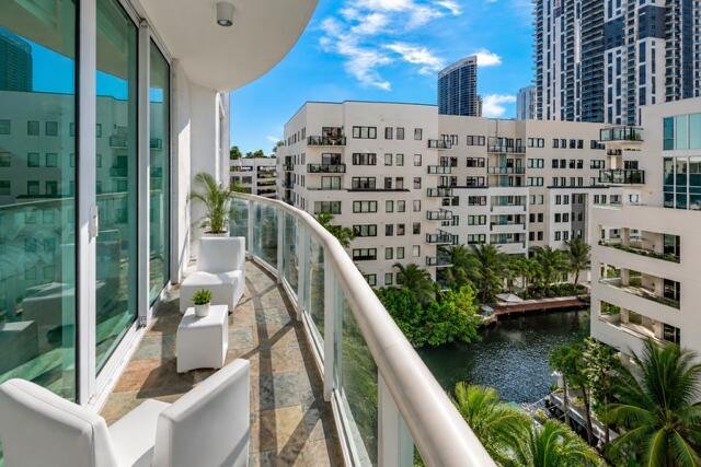 Condo in Fort Lauderdale, Florida, United States 1 - 16049937