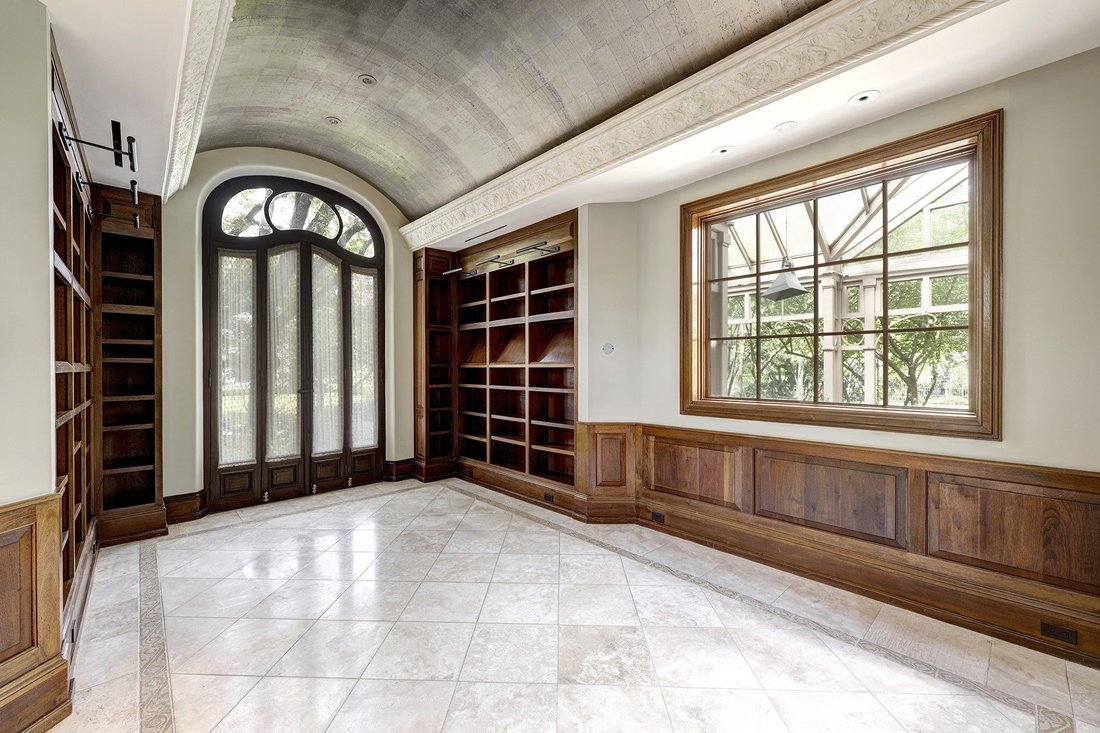 House in Houston, Texas, United States 4 - 18124507