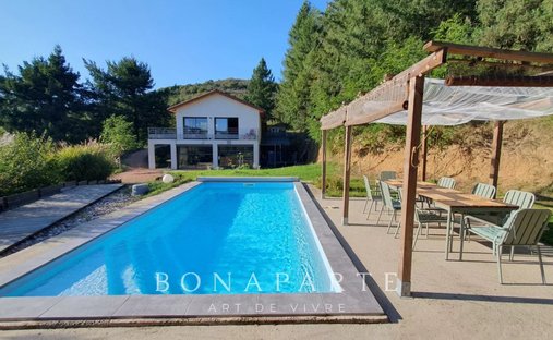 Tenuta a Roanne, Auvergne-Rodano-Alpi, Francia 1