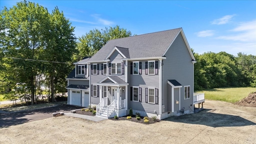 House in Dracut, Massachusetts, United States 3 - 18119093