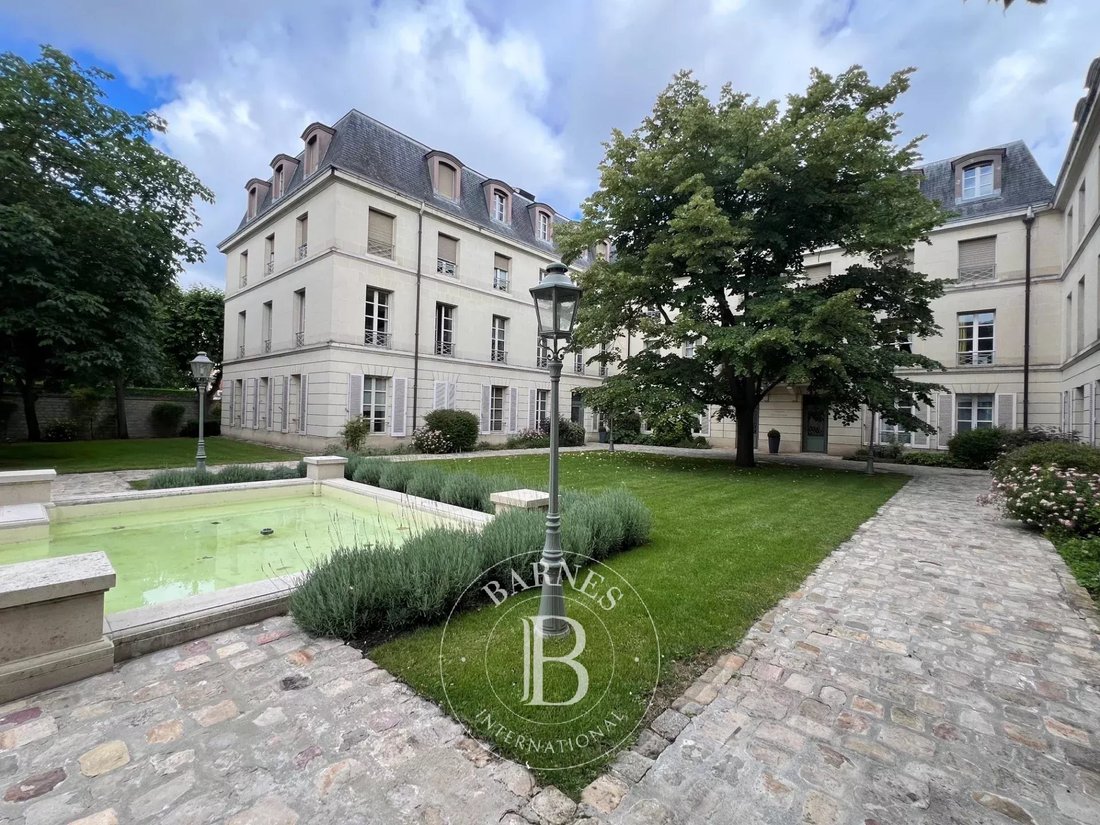 Apartment in Centre, Le Pecq, France 1 - 17629702