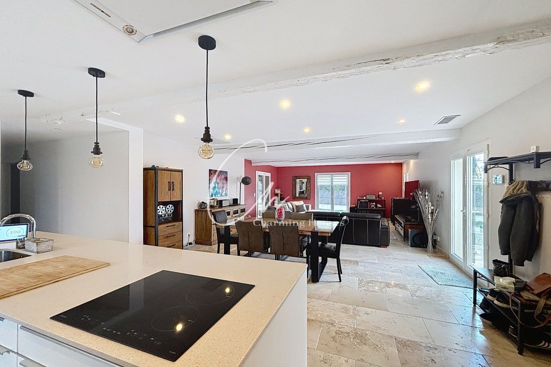 Villa in Fontvieille, Provence-Alpes-Côte d'Azur, France 4 - 16945780