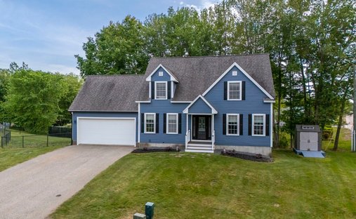 House in Rollinsford, New Hampshire, United States 1