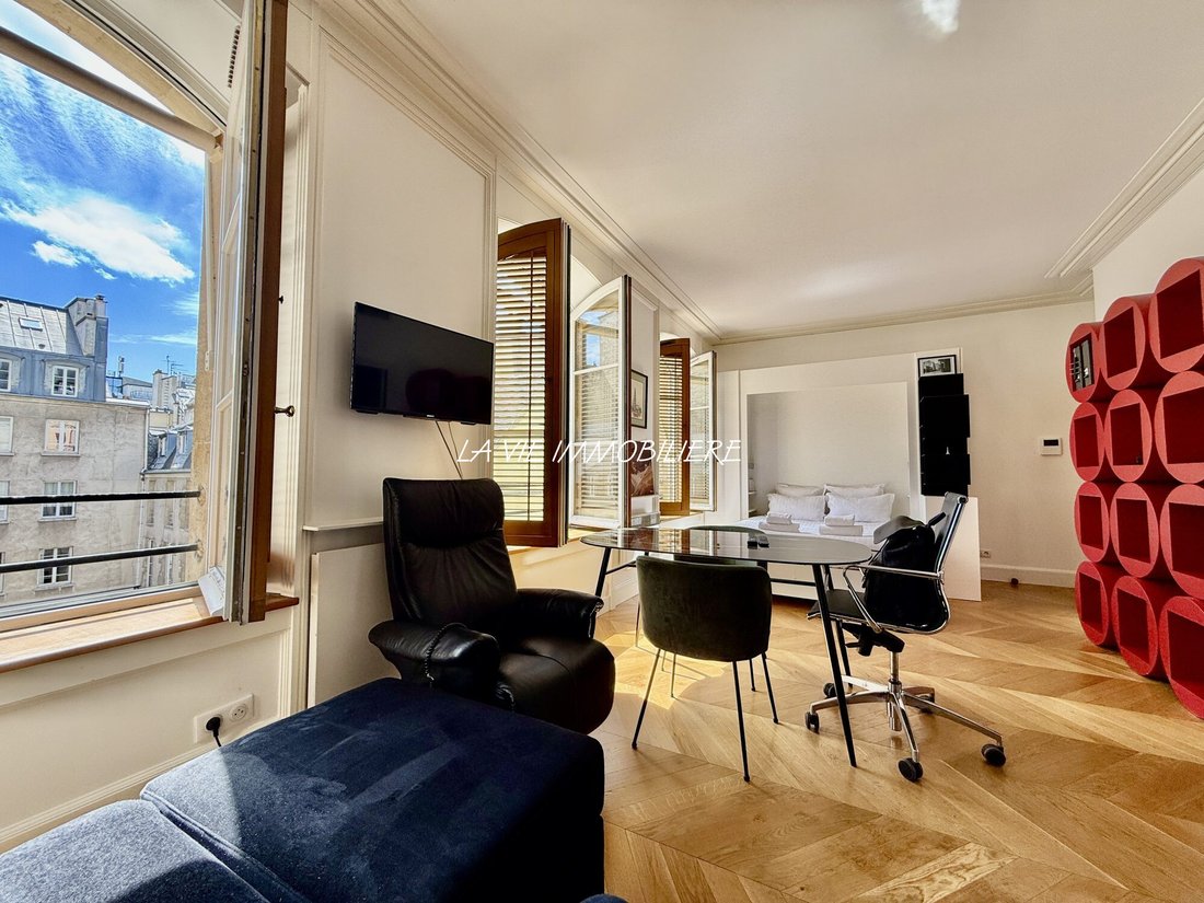 Apartment in Elysées-Madeleine, Paris 8e Arrondissement, Paris 3 - 18124581