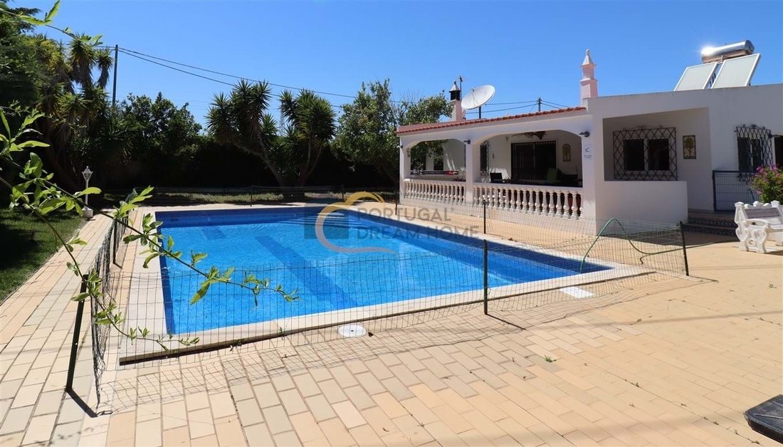 Villa in Guia, Algarve, Portugal 1 - 18120967