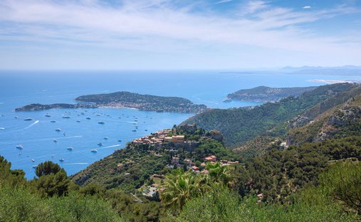 Villa in Èze, Provence-Alpes-Côte d'Azur, France 1