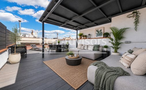 Penthouse in Ciutat Vella, Barcelona, Spain 1