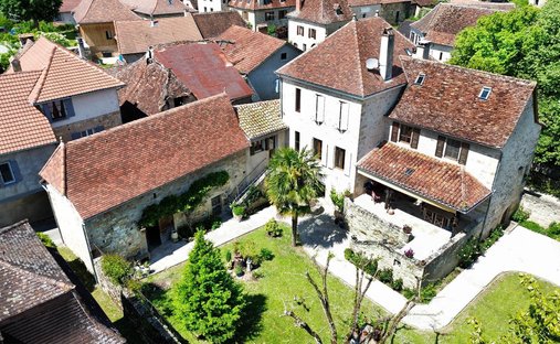 Magnificent Medieval Castle Overlooking The Lot Valley, With Swimming Pool, Outbuildings, Near Figea