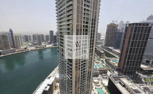 Apartment in JVC / Jumeirah Village Circle, Dubai, United Arab Emirates 1