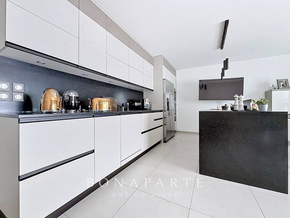 Apartment in Ornex, Auvergne-Rhône-Alpes, France 3 - 18120285