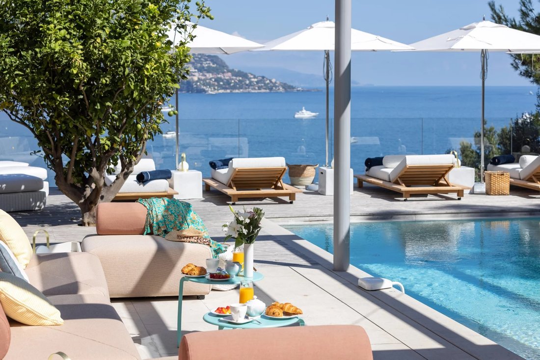 Villa in Saint-Jean-Cap-Ferrat, Provence-Alpes-Côte d'Azur, France 3 - 18119745