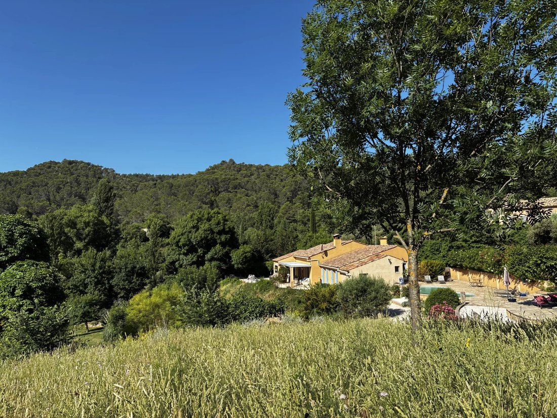 Villa in Cotignac, Provence-Alpes-Côte d'Azur, France 1 - 18119914