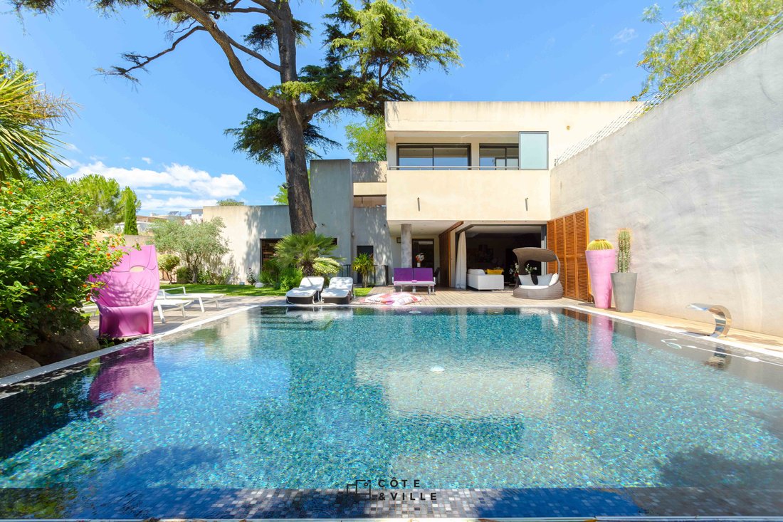 Villa in Le Redon, Marseille, Provence-Alpes-Côte d'Azur 1 - 18122169