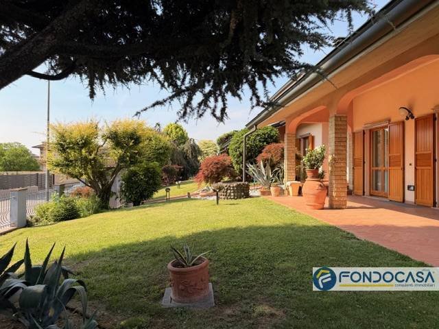 Villa in Pontoglio, Lombardy, Italy 4 - 18087975