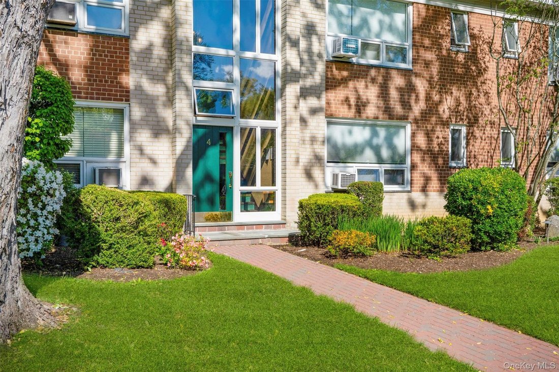 Co Op in Eastchester, New York, United States 3 - 18070173
