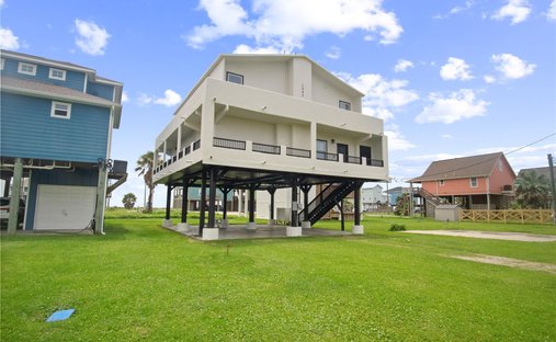 House in Bolivar Peninsula, Texas, United States 1
