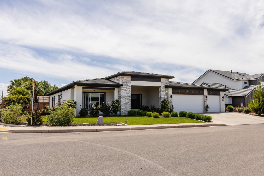 House in Washington, Utah, United States 1 - 18122077