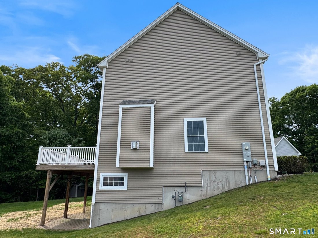 Condo in Monroe, Connecticut, United States 3 - 17999120