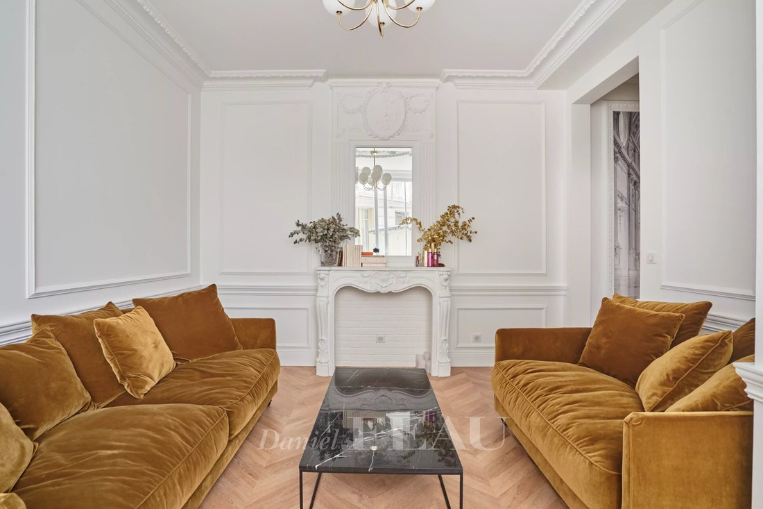 Apartment in Gros Caillou, Paris 7e Arrondissement, Paris 3 - 18123714