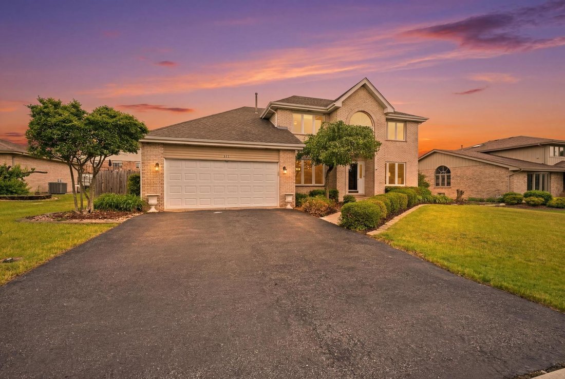 House in New Lenox, Illinois, United States 2 - 18123213