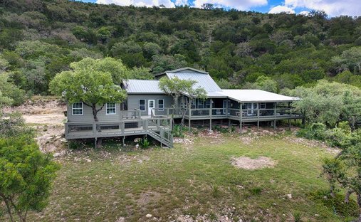 House in Rio Frio, Texas, United States 1