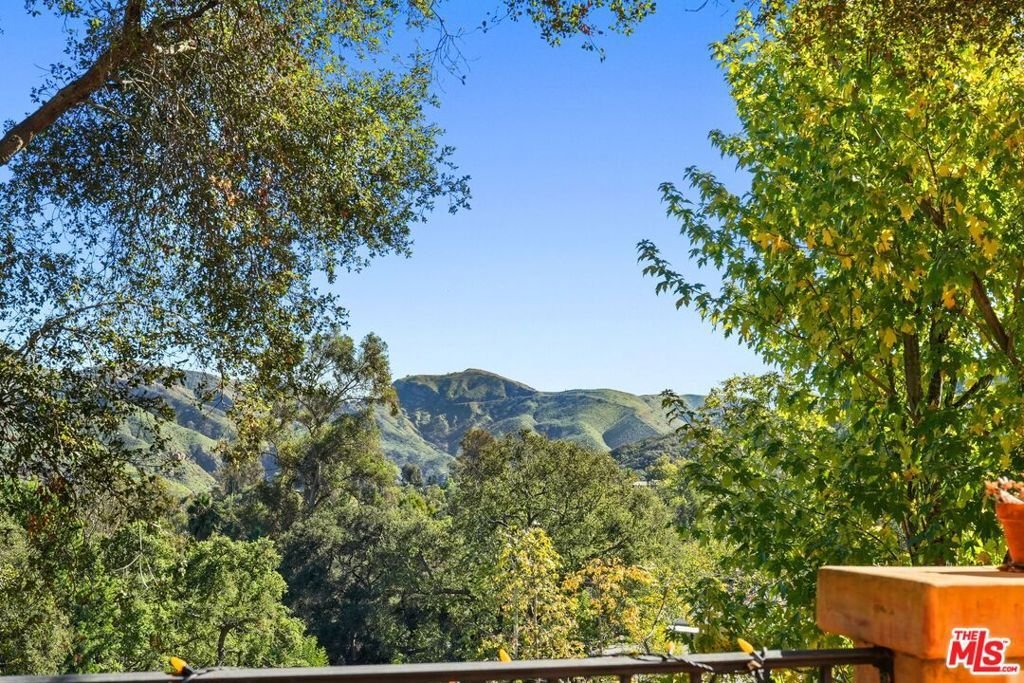 House in Topanga, California, United States 3 - 18122640
