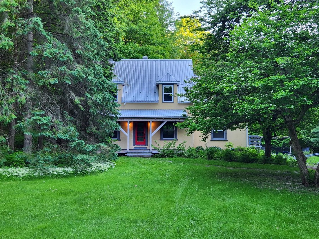 House in Oka, Quebec, Canada 1 - 18114578