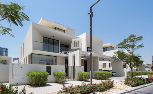 Villa in Dubai Hills Estate, Dubai, United Arab Emirates 1