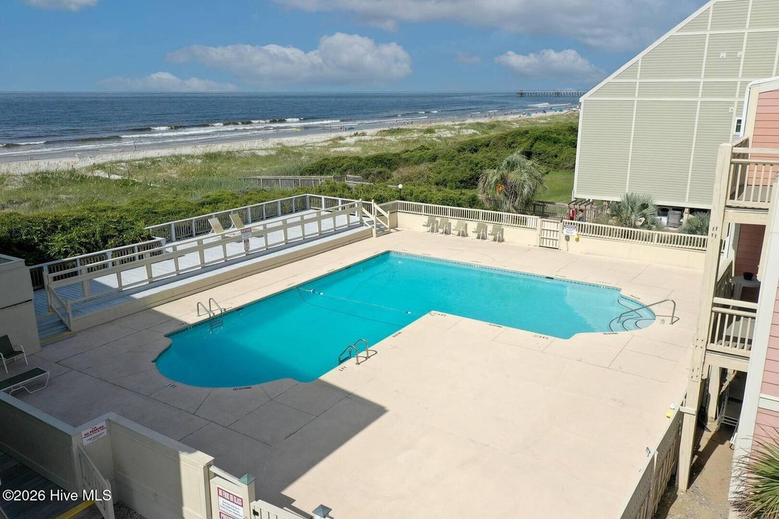 Condo in Oak Island, North Carolina, United States 3 - 18122713