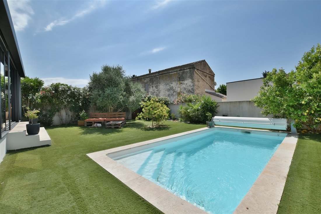 Villa in Calvisson, Occitania, France 5 - 18122345
