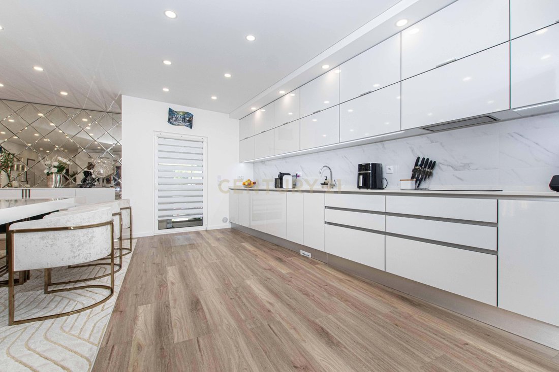 Apartment in Povoa de Santa Iria e Forte da Casa, Lisbon, Portugal 4 - 18123524