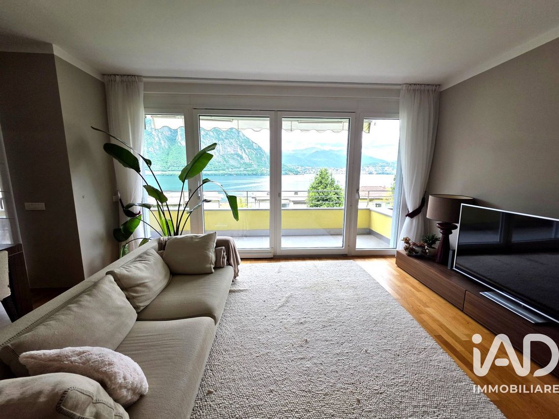 Apartment in Campione d'Italia, Lombardy, Italy 3 - 18124402