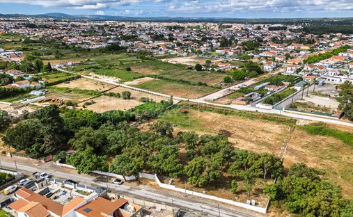 Land in Azeitao (Sao Lourenco e Sao Simao), Setubal, Portugal 1