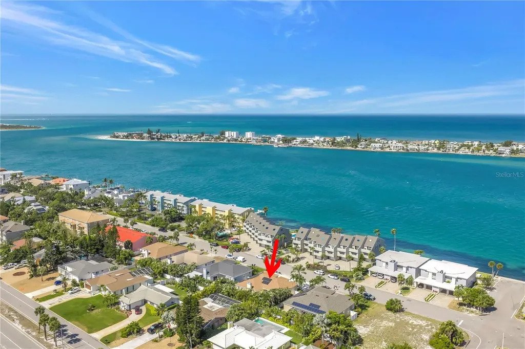House in St. Petersburg, Florida, United States 3 - 18124543