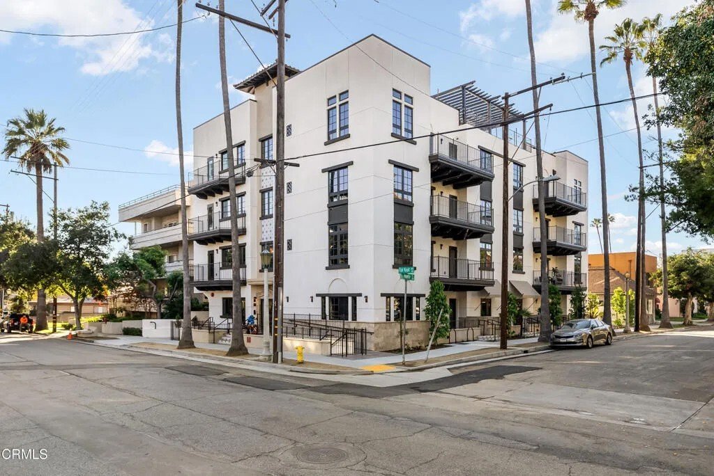 Condo in Altadena, California, United States 1 - 18123057