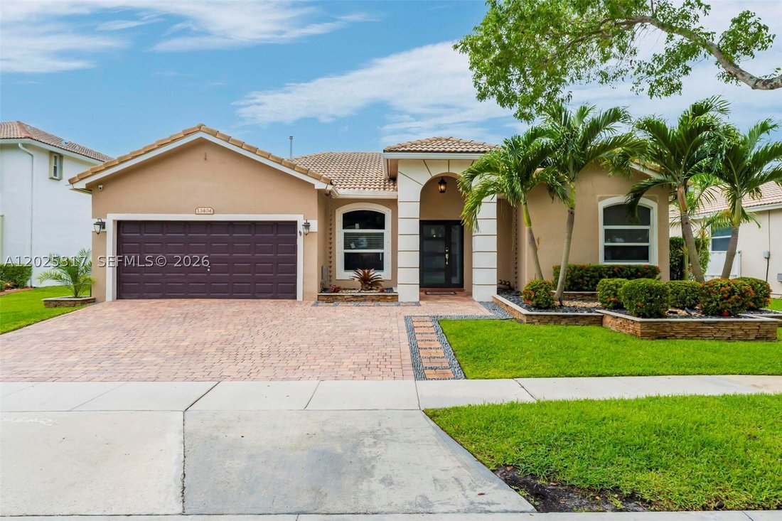 House in Pembroke Pines, Florida, United States 1 - 18053326