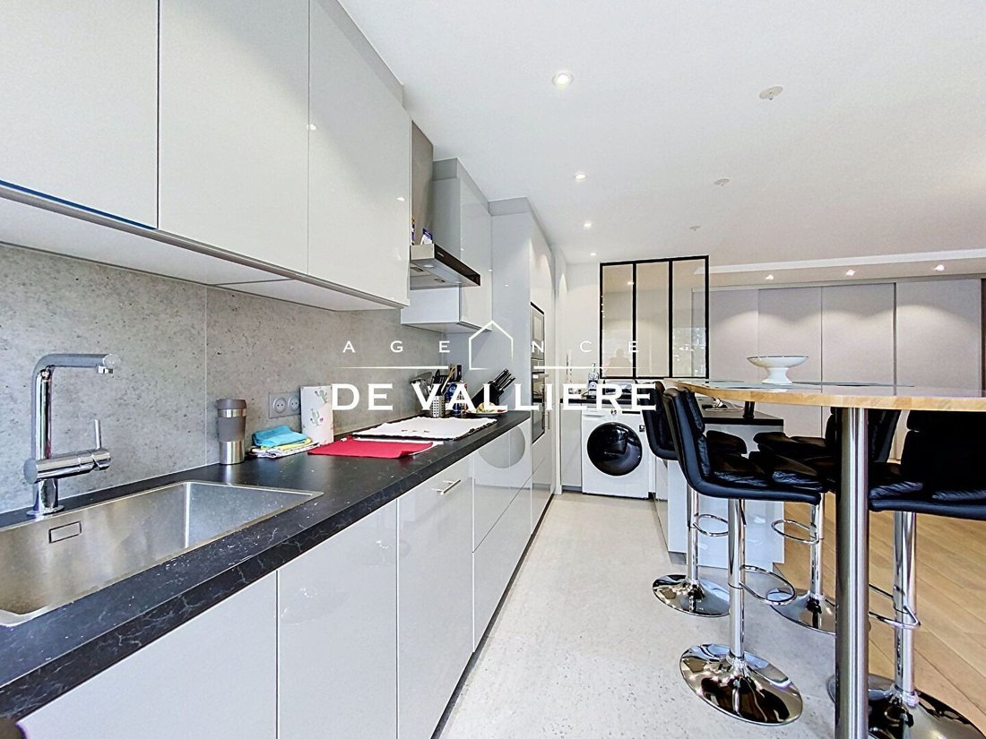 Apartment in La Plaine des Sablons, Neuilly-sur-Seine, France 3 - 17357190