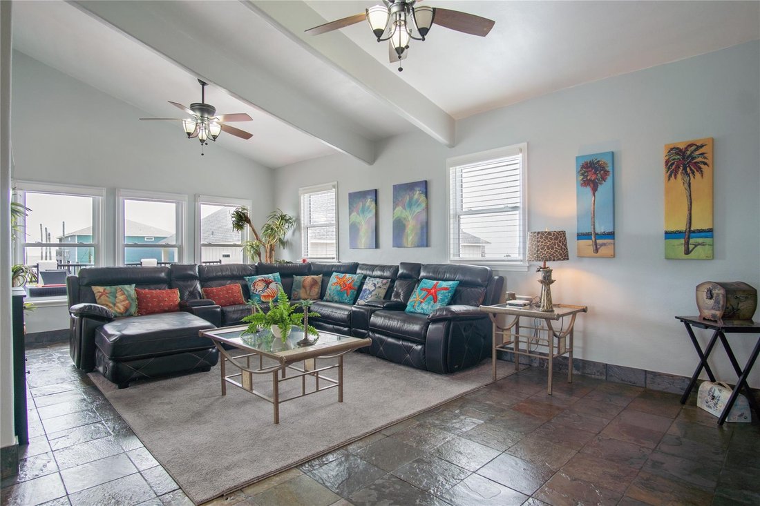 House in Bolivar Peninsula, Texas, United States 2 - 18122577