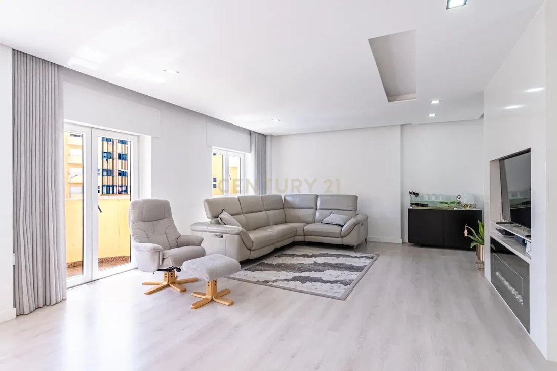 Apartment in Ramada e Canecas, Lisbon, Portugal 2 - 18123519
