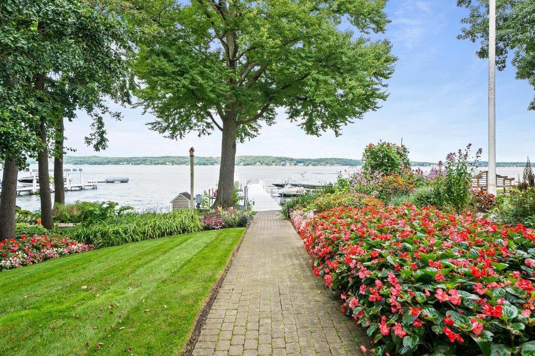 House in Lake Geneva, Wisconsin, United States 2 - 18122613