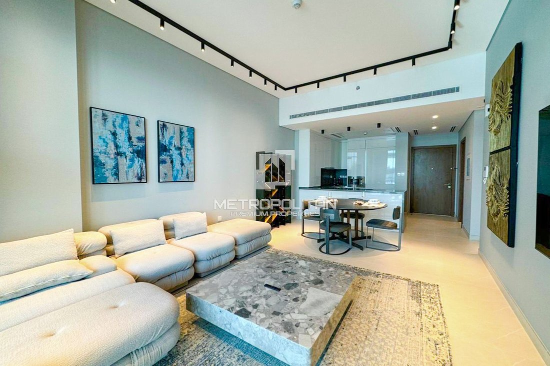 Apartment in Al Wasl, Dubai, United Arab Emirates 2 - 18120356