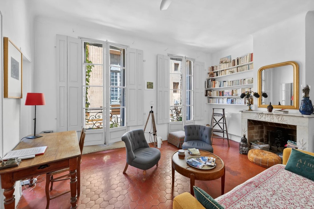 Apartment in Comtale-Cente-Cours Mirabeau, Aix-en-Provence, France 3 - 17896962